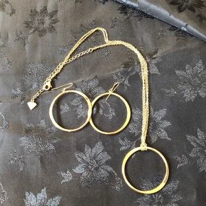Cookie Lee necklace and earring set.